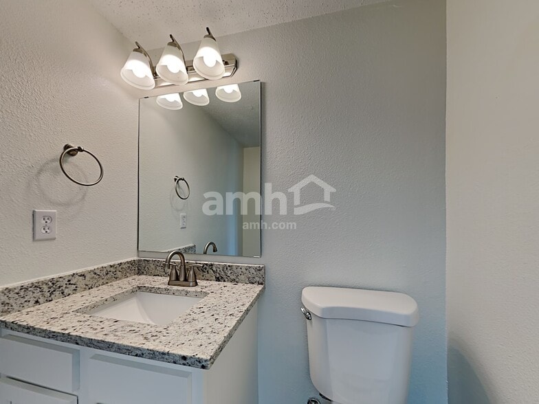 Building Photo - 3525 Firethorn Drive