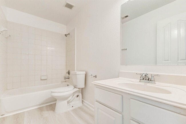 Building Photo - 8115 Barnes Ridge Ln