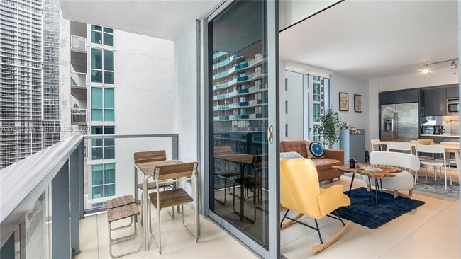 Building Photo - 31 SE 6th St