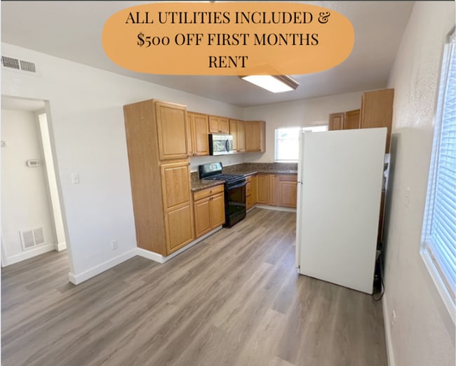 Primary Photo - ALL UTILITIES INCLUDED!! $500 OFF FIRST MONTHS RENT!! Sparks 2 bedroom, 2.5 bath - Available Now!!