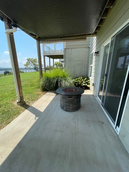 Building Photo - 5102 Chouteaus Bluff Dr