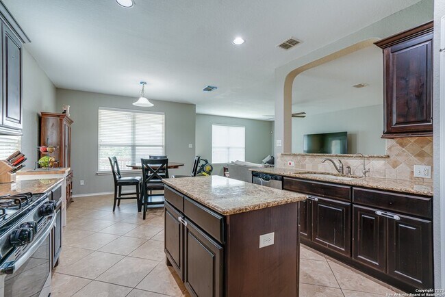 Building Photo - 12310 Red Maple Way