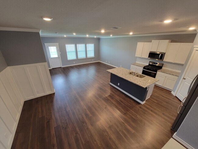 Building Photo - Brookstone Creek Beauty – 4 Bedrooms, 3 Bathrooms, and Smart Features Throughout