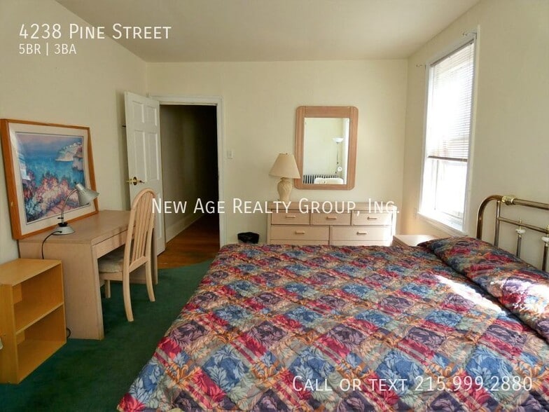 Building Photo - 4238 Pine St