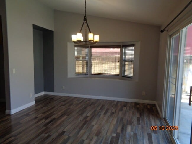 Building Photo - Lovely Rosamond Single Story