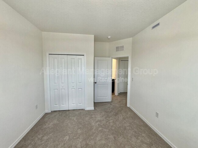 Building Photo - 4570 Small Creek Rd