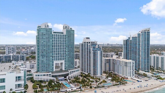 Building Photo - 3535 S Ocean Dr