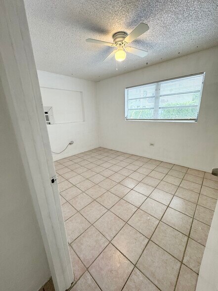 Front Bedroom - 603 124th Street Gulf