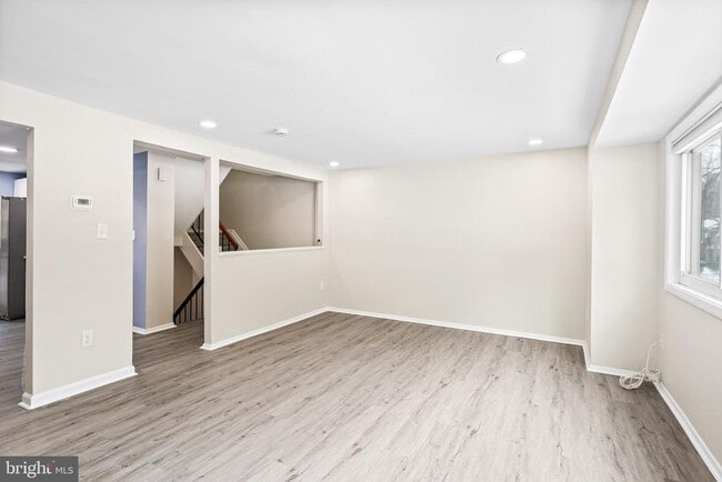 Building Photo - 9411 Merryrest Rd