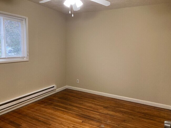 Building Photo - Discover Your New Home in the Kenton Neigh...