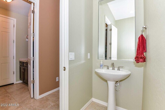 Building Photo - 19210 W Denton St