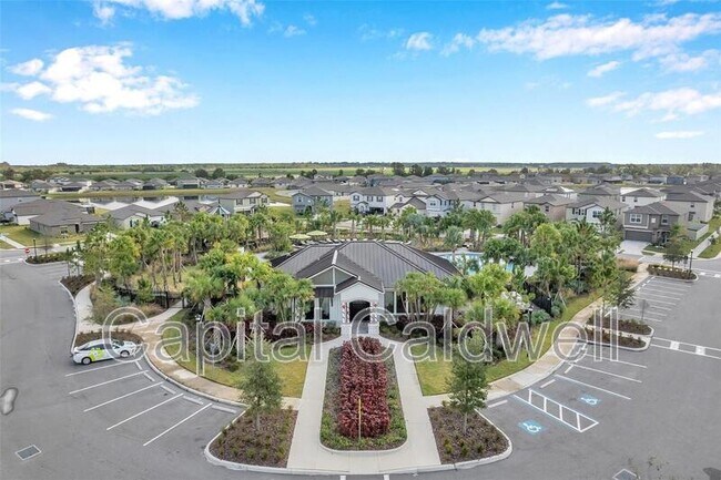 Building Photo - 5517 Blue Azure Dr