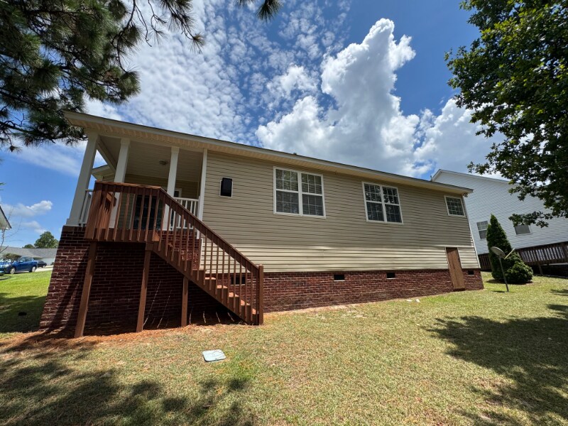 Building Photo - 105 Founders Ridge Rd