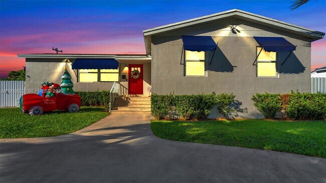 Building Photo - Southwest 27th Street, Miami, FL 33155 - 3 BR 1 BA single-family home