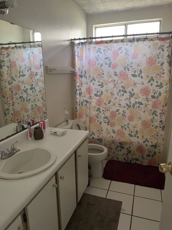 Building Photo - 2214 Amelia Cir