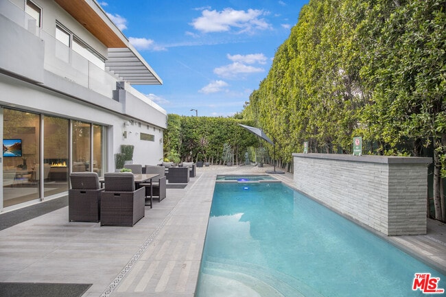 Building Photo - 6379 Colgate Ave