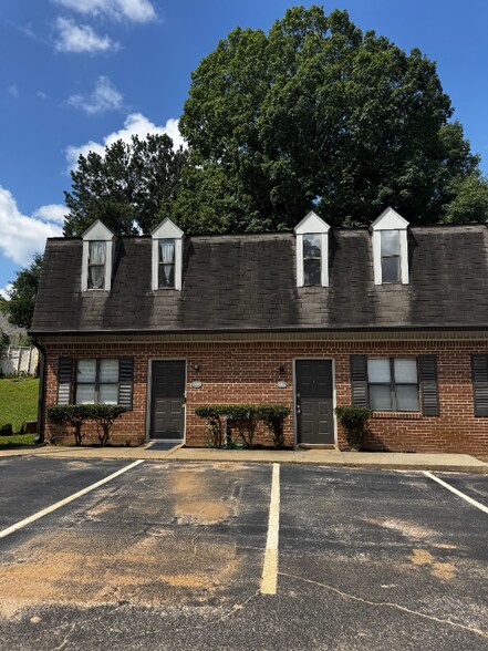 Building Photo - 5012 Top Cat Ct