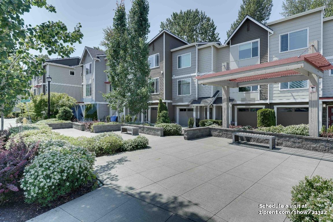 Building Photo - 355 Vashon Ct NE