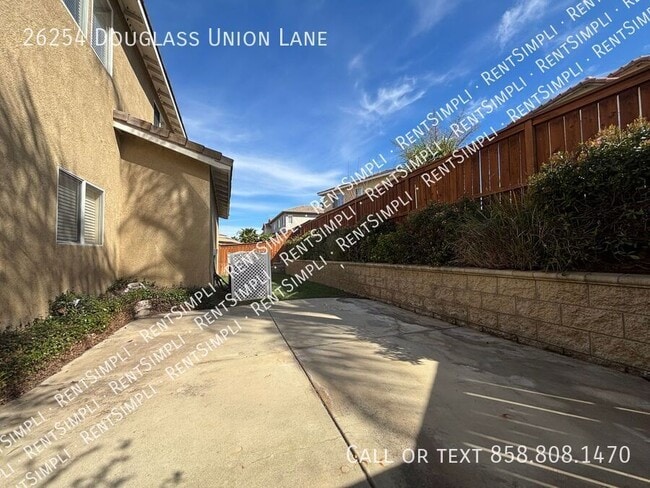 Building Photo - 26254 Douglass Union Ln