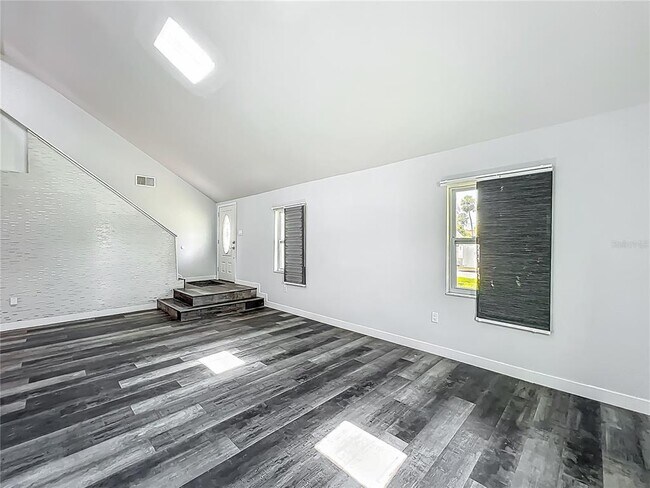 Building Photo - 120 Aldean Dr