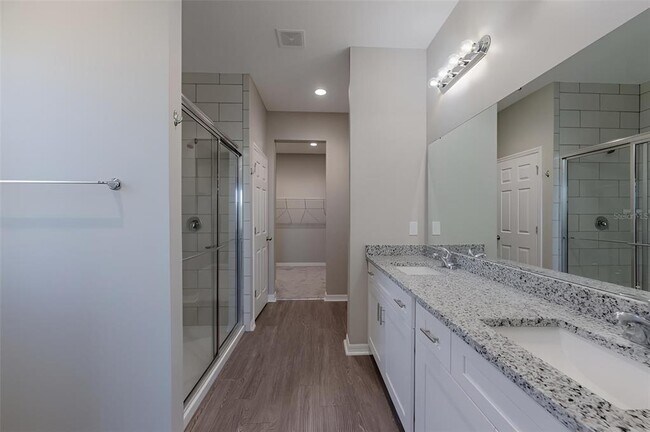 Building Photo - 3383 Cup Dr