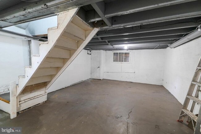 Building Photo - 3603 Oakmont Ave