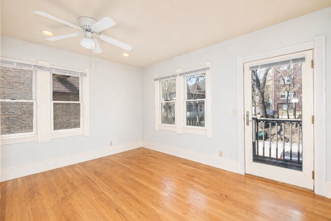 Building Photo - 114 E Johnson St