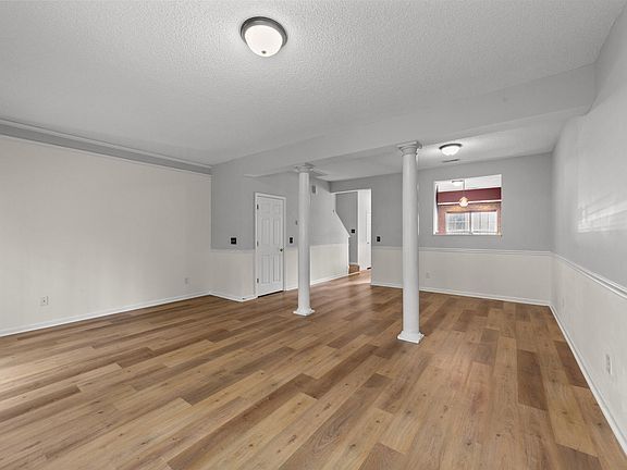 Building Photo - 116 Anterbury Dr