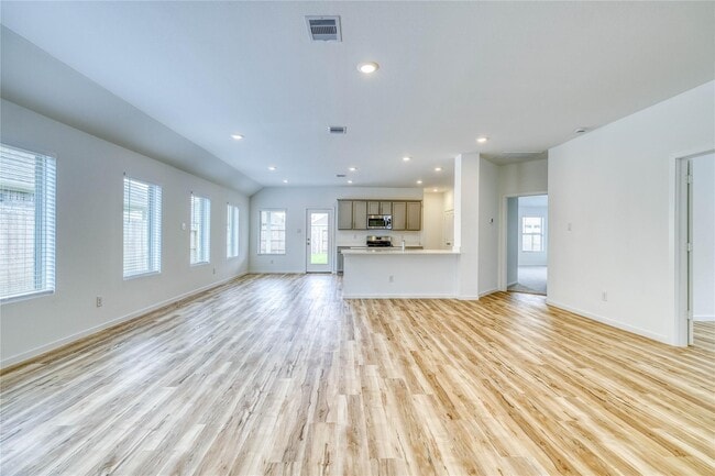Building Photo - 5310 Still Mdw Ln
