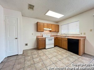 Building Photo - 6027 Walnut Mill Dr