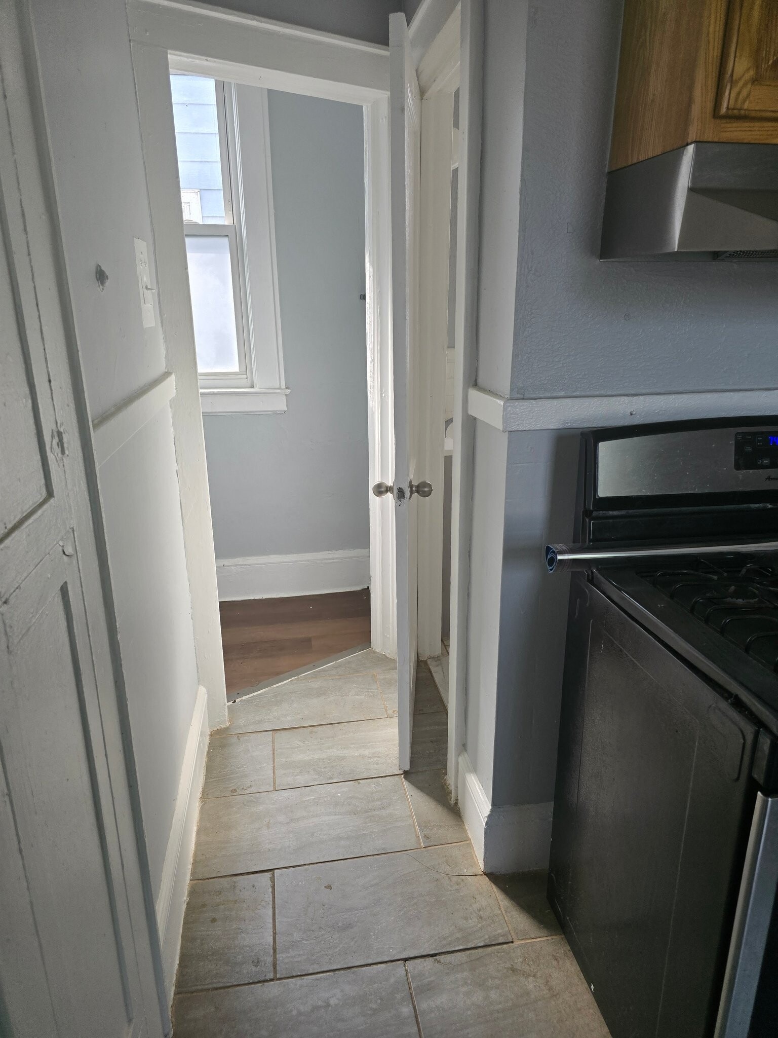 Building Photo - 73 Laventhal Ave