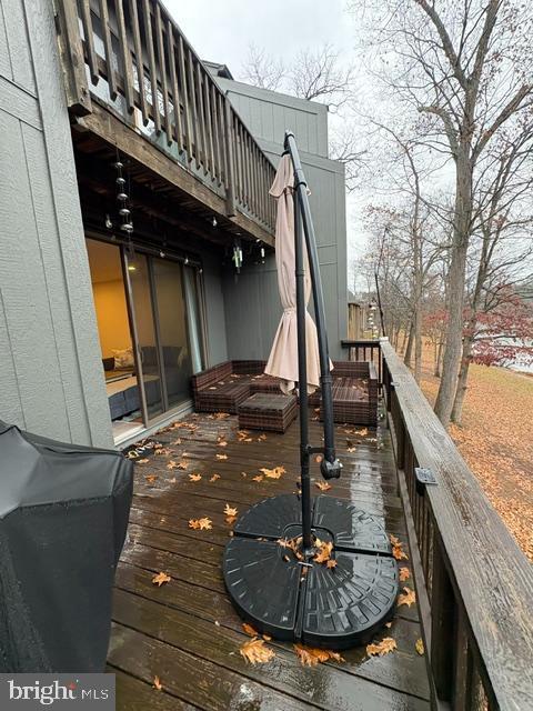 Building Photo - 46 Fishhook Ln