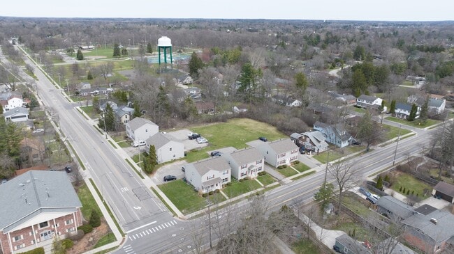 Building Photo - 718 Alton Rd