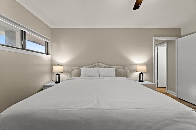 Building Photo - 17155 FL-30