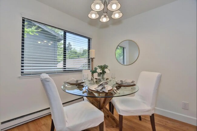 Building Photo - 938 Clark Ave