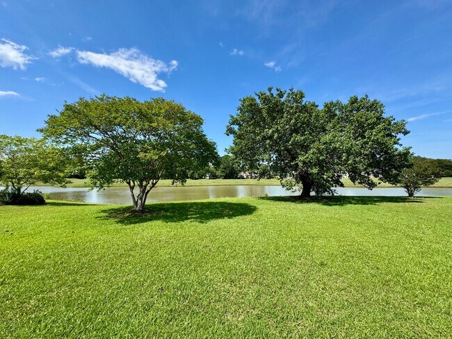 Building Photo - Longs - 3 Bedroom / 2 Bathroom Fully Furnished Home