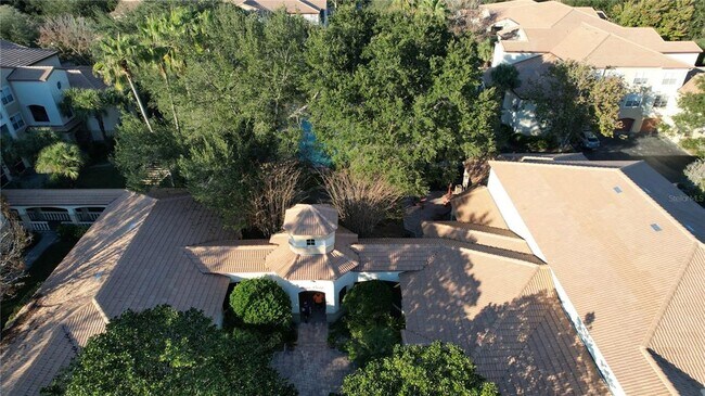 Building Photo - 827 Camargo Way