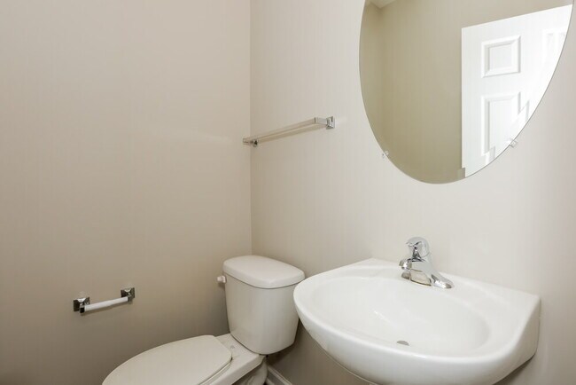 Building Photo - 1701 Seefin Ct