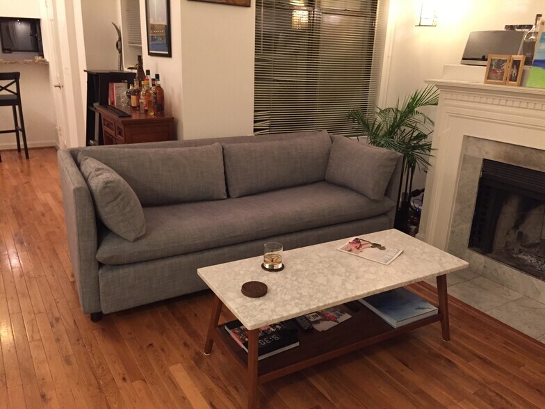 Building Photo - 1932 Calvert St NW