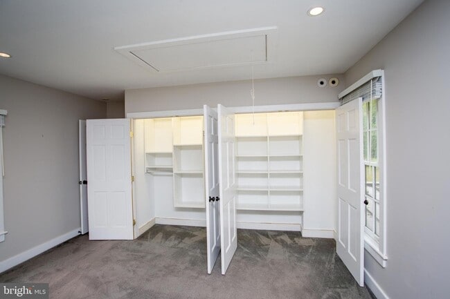 Building Photo - 2170 Daniel Bray Hwy