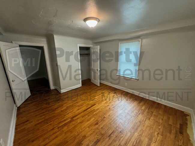 Building Photo - Lower Level 1 Bed 1 Bath Apartment