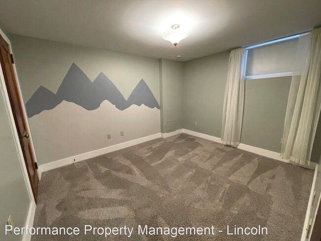 Building Photo - 4 br, 2 bath House - 1525 South 11th Street
