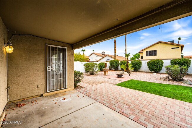 Building Photo - 1244 E Angela Dr