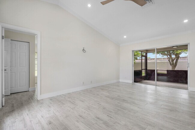 Building Photo - 6098 Winding Brooke Way
