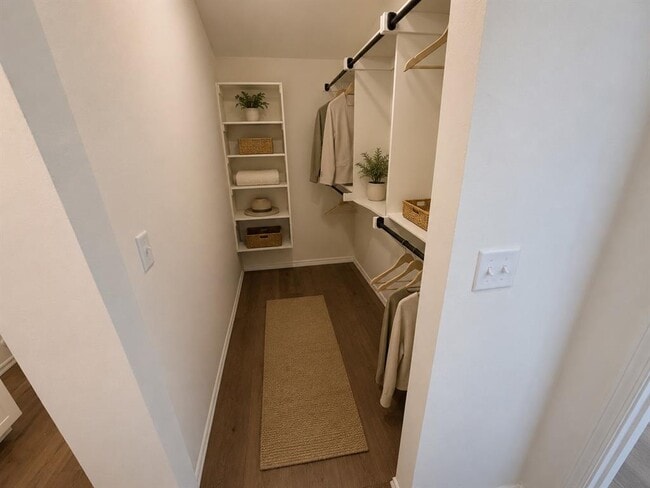 Building Photo - 301 Aaran Way