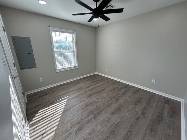 Building Photo - 3 Bed, 2 Bath Home for Rent