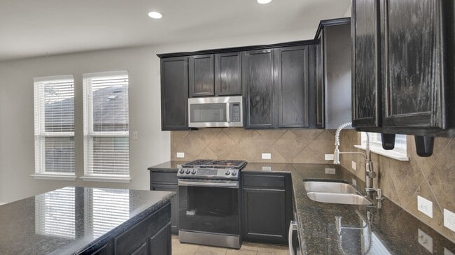 Building Photo - Spacious Buda Rental with Open Layout & Garage