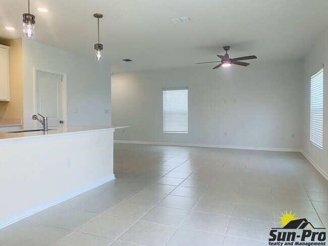 Building Photo - 1102 Belle Isle Ln