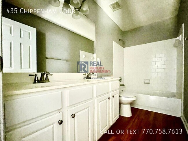 Building Photo - 435 Chippenham Ct