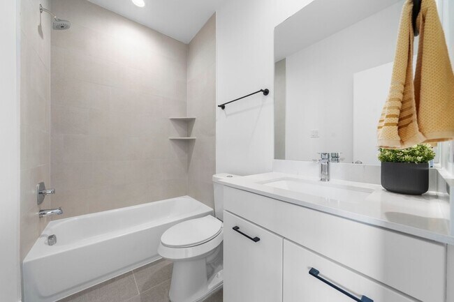 Building Photo - 1512 Barbee St